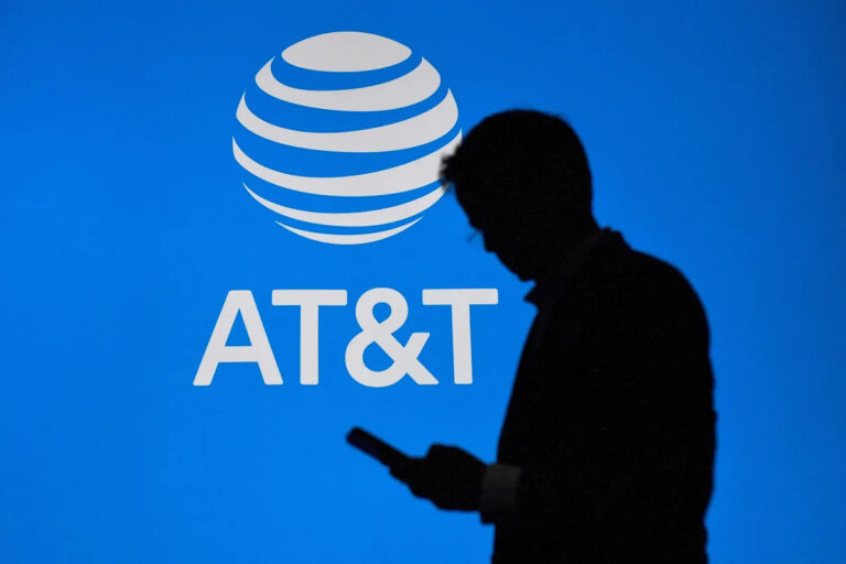 В случае урегулирования AT&T требуется 17 миллионов долларов, а клиенты могут получить до 7500 долларов.