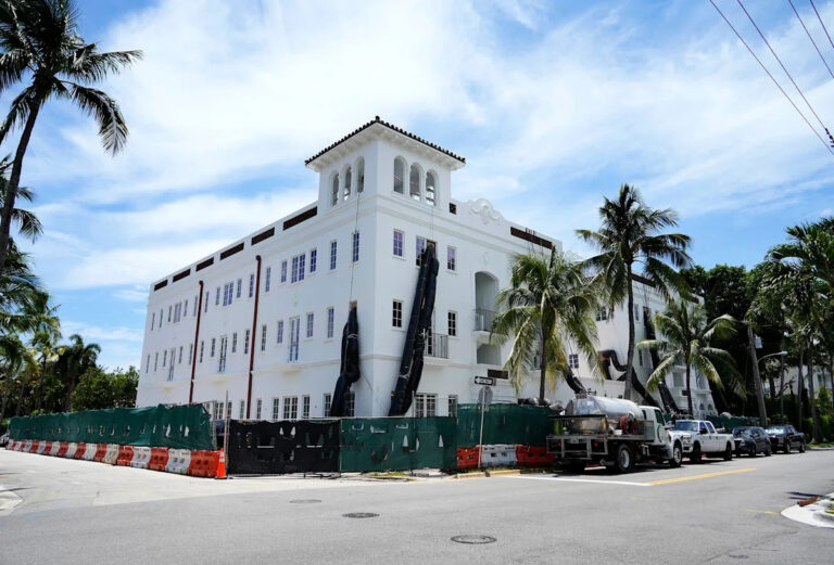 После капитального ремонта отель Vineta открывается зимой в Палм-Бич