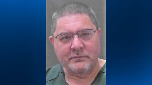 11 ИНВЕСТИГАТОВ: Человека, обвиняемого в похищении подростка 23 года назад, отправили обратно в тюрьму за новые преступления