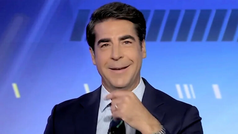 Ведущий Fox News неожиданно заявил, что AOC хочет переспать со Стивеном Миллером