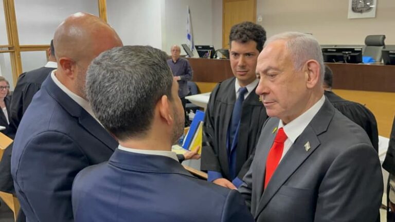 Нетаньяху обвинили в конфликтах с расписанием судебных процессов, допросы продолжаются по делу 4000