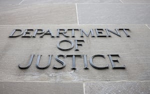 Бывший финансовый директор Mercer Island признан виновным в мошенничестве с использованием проводов, крипто-игры на $35 млн обнулились