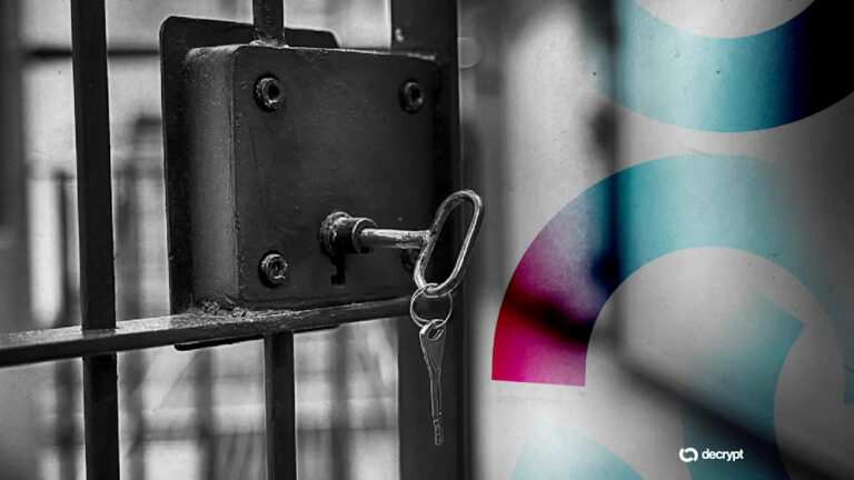 Британская операция по предотвращению уклонения от российских санкций арестовала 128 человек и конфисковала 32,6 млн долларов в криптовалюте и наличных