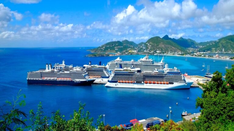 Поиски пассажира круиза, пропавшего в Карибском порту