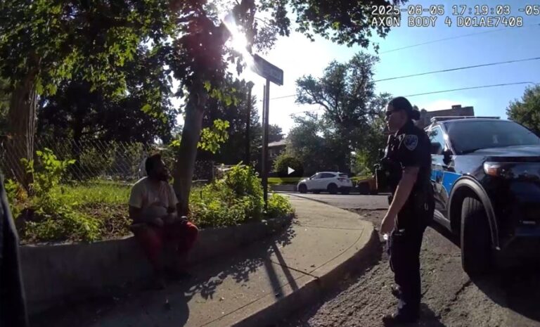 Глава полиции поделился заявлением после стрельбы в человека с битой, признанной оправданной