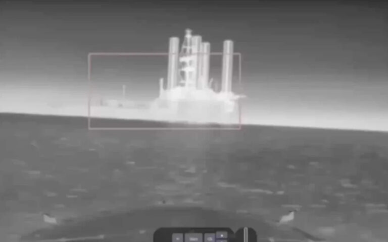 Украина «наносит удары по элитному российскому подразделению» на черноморской нефтяной вышке