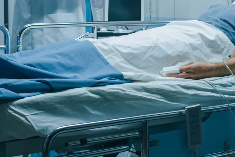 Любимый спортивный вещатель предупреждает после шокирующей инфекции: «Каждый день теперь зависит»