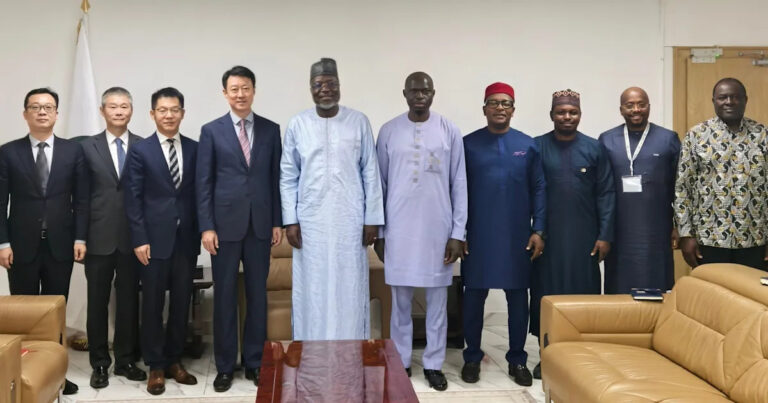 Как построенная в Китае штаб-квартира Ecowas является последним «конкретным символом» связей с Африкой