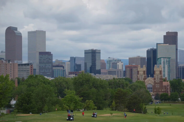 Старейший колледж Колорадо был основан до того, как он стал штатом.