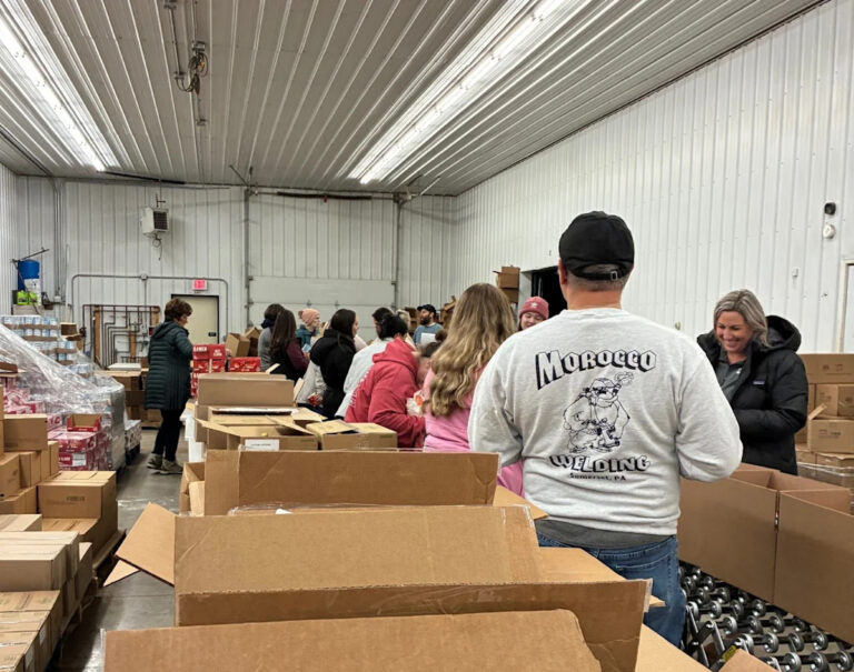 Как пауза SNAP влияет на жителей округа Бивер и как сообщество помогает