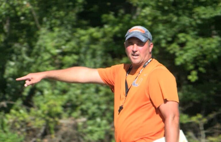 Адвокат: жена Трэвиса Тернера умоляет его «подать на обвинения»