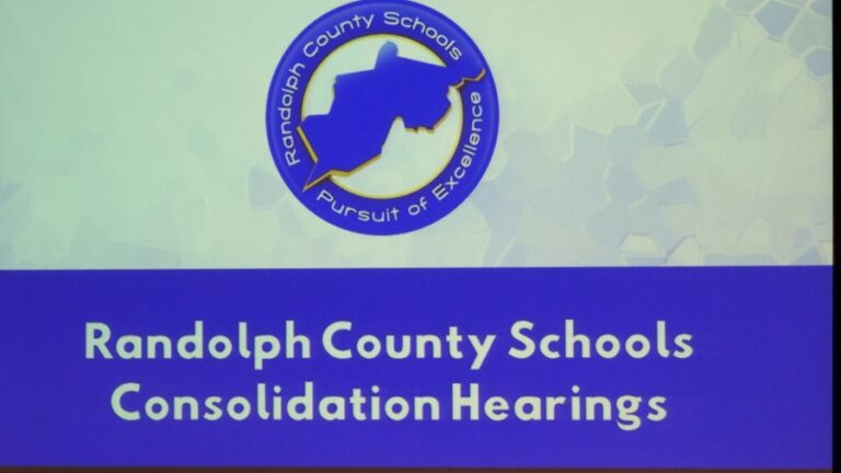 Округ Рэндольф одобрил закрытие и консолидацию школ