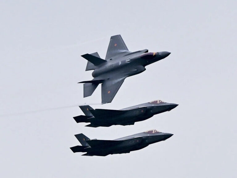 Истребители пятого поколения, такие как F-35, теперь являются минимальным количеством, необходимым для достижения преимущества в современной воздушной войне, говорит офицер Королевских ВВС.