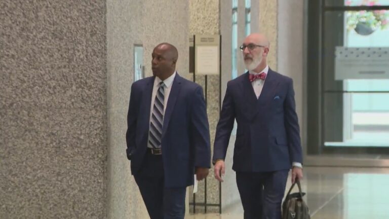 Бывший начальник полиции Долтона признал себя виновным, сотрудничает с федералами