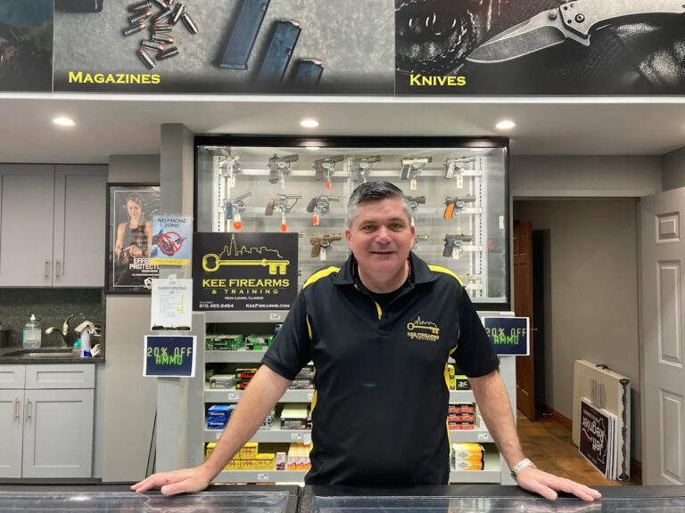 Власти штата вновь предъявили обвинения владельцам огнестрельного оружия Kee в Нью-Леноксе