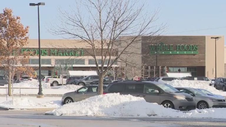 Новые подробности раскрылись в молотком нападении пожилой женщины в торговом центре Olathe