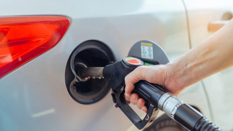 В этом штате самые высокие цены на газ в стране (и вот почему)