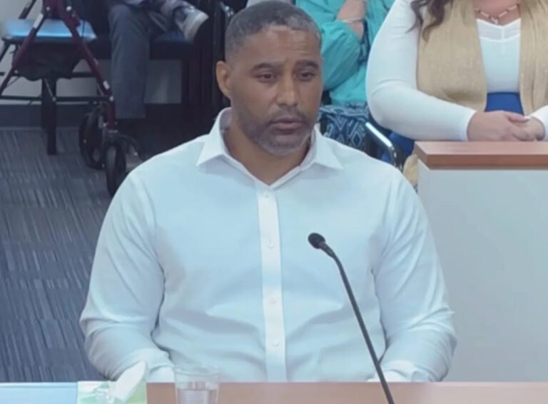 Ложь, сожаление и пожизненное заключение: сложный случай с предложением Танзериуса Андерсона об условно-досрочном освобождении