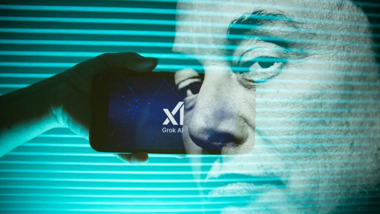 Чат-бот Илона Маска вызывает возмущение после сравнения его с Богом: «Если божество существует, он убедительный земной посредник».