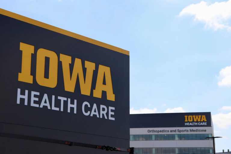 Восемь исков, поданных пациентами, пострадавшими от нарушения данных в июле в филиале UI Health Care