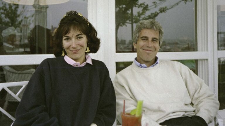 Министерство юстиции просит у судьи разрешения на публикацию записей из расследований Джеффри Эпштейна и Гислейн Максвелл