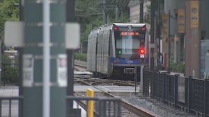 Законодатели NC требуют ответов от Шарлотты после ножевых ранений на легкорельсовых железных дорогах