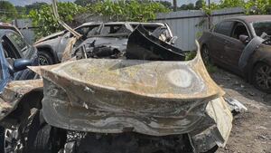 В ловушке, когда машины вспыхивают, проблемы с этими дверями транспортных средств, которые волнуют водителей