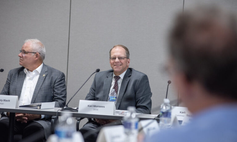 Федеральное сокращение образования создает проблемы для школьной программы Миссури