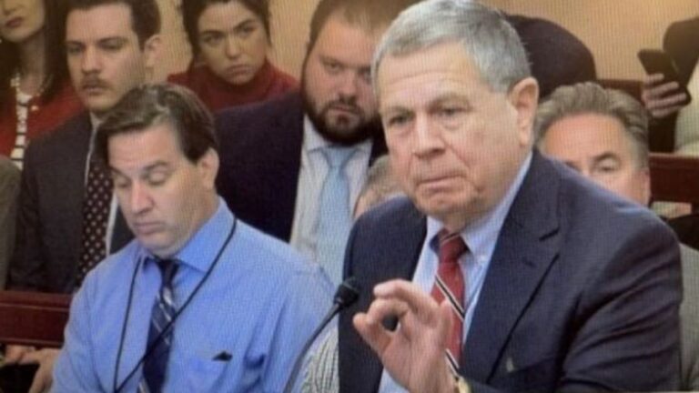 Прокурор хочет, чтобы федералы прекратили вмешательство в дело Дэнни Ли Хилла