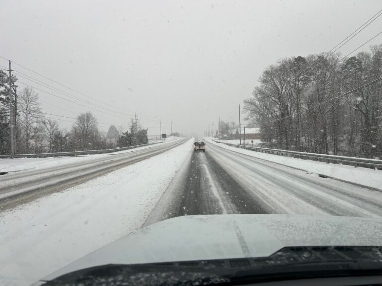 Снег впереди? — Вот как Севьервиль планирует лечить дороги в городе
