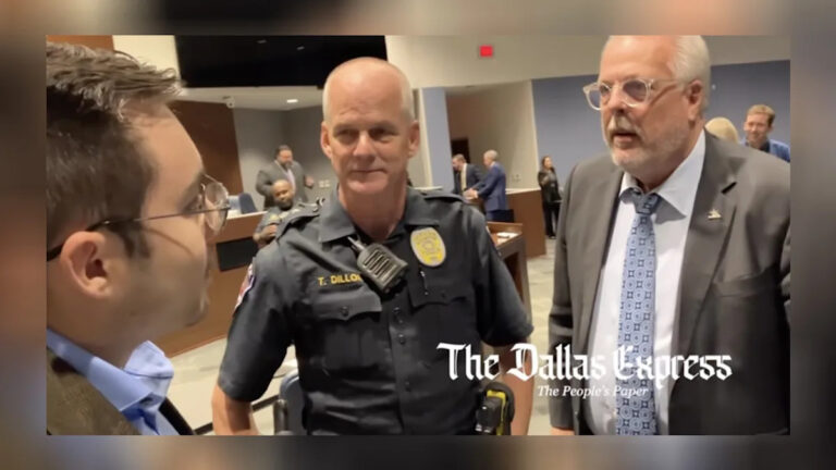 Мэр Арлингтона Джим Росс заявил DX: «Я покончил с тобой» после отказа извиниться за вульгарные замечания