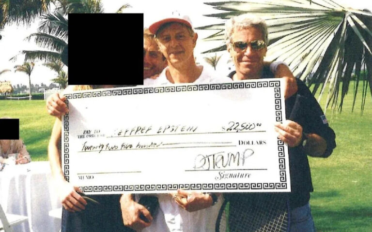 Эпштейн продал Трампу женщину за $22 500, шутил знакомый