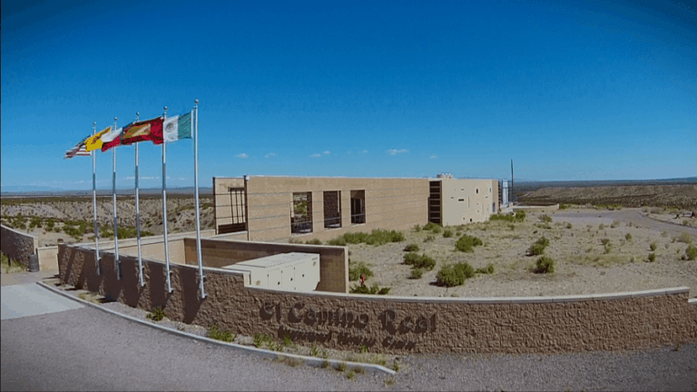 Сорок миль из ниоткуда: исследование случая Нью-Мексико в ошибочном, непродуманном правительстве не тратится впустую