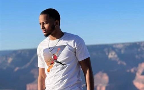 Судья выдал облигацию одному из 4 обвиняемых в смерти студента Джексона