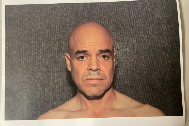 В Лас-Вегасе полицейский зарезал и убил журналиста, который расследовал его неправомерное поведение