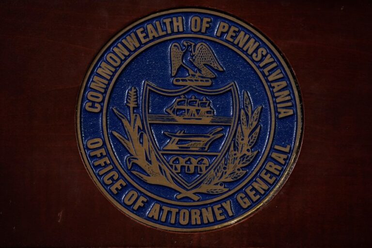 Экс-олимпийский боксер получил пожизненное за убийство дочери в Пальмире, сбросив тело в Нью-Йорке