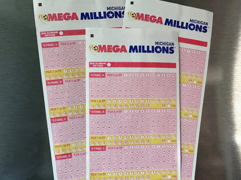 Кто-то выиграл Mega Millions? Джекпот закрывается на $1 млрд.