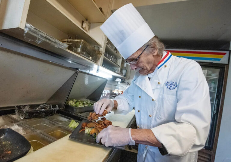 Какие рестораны открыты в День благодарения?