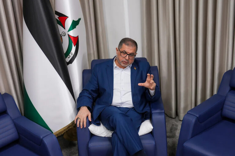 Представитель ХАМАСа заявил, что группировка готова обсуждать замораживание или хранение своего оружия