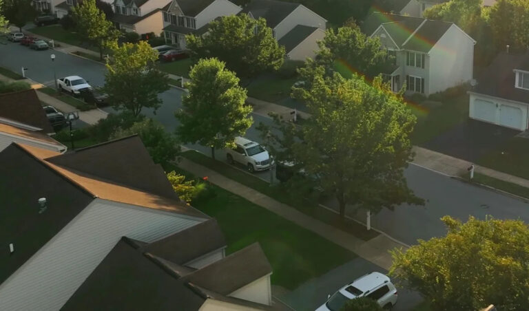 Эксперты предупреждают о тревожной тенденции, которая может вскоре повлиять на недвижимость в США: «Только ухудшится»