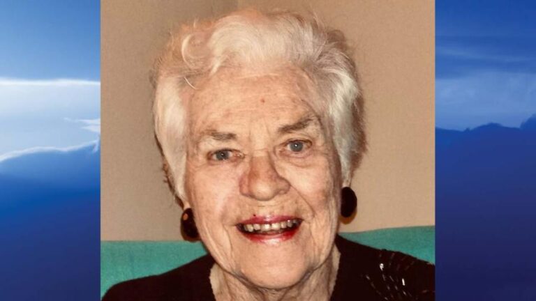 Хелен М. Кукура, Янгстаун, Огайо