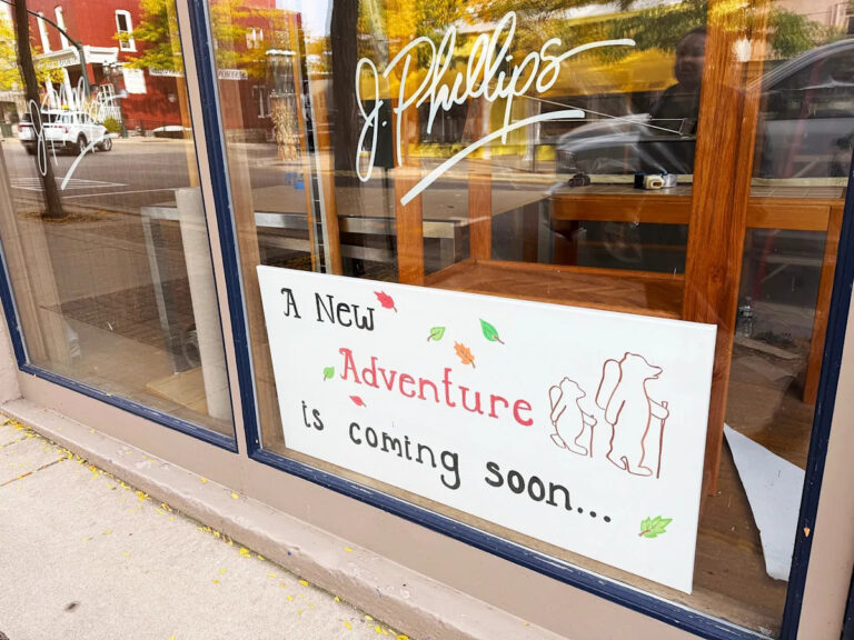 Bearcub Outfitters готовится к большому переезду в центре города Петоски