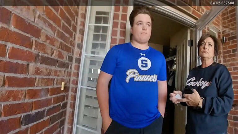 Семья жертвы нарушает молчание, поскольку подросток из Оклахомы в деле о насильственных сексуальных нападениях избегает тюремного заключения.