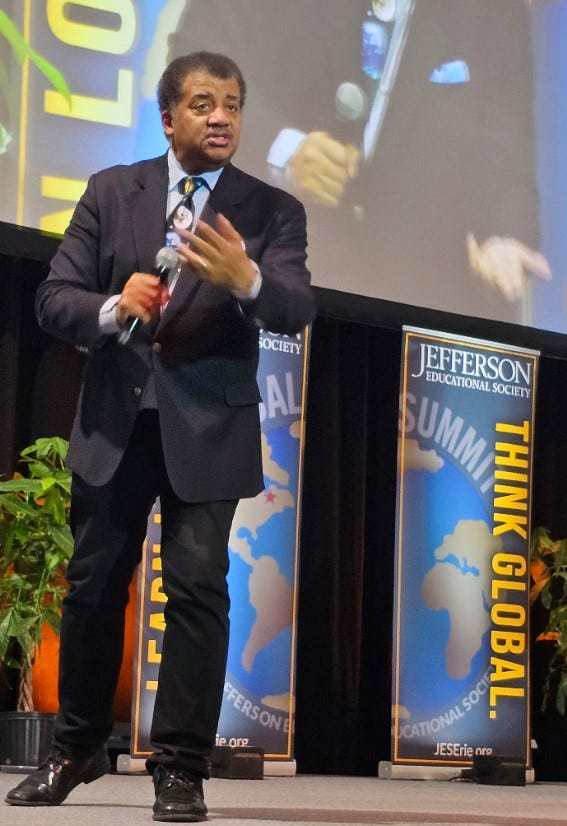 Нил Деграсс Тайсон отвергает теорию гарвардского профессора о том, что межзвездный объект послан инопланетянами