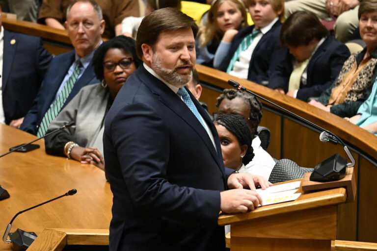 Новоизбранные мэры обещают продолжить борьбу за налог с продаж в Алабаме