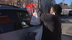 Школа Броктона держит еду, поскольку закрытие правительства продолжает ставить под угрозу преимущества SNAP