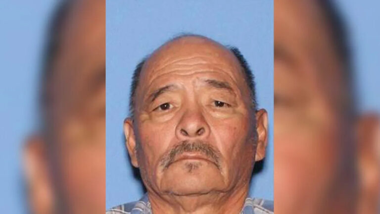 Мужчина обвиняется в связи со смертельным крушением на параде Навахо: прокуроры