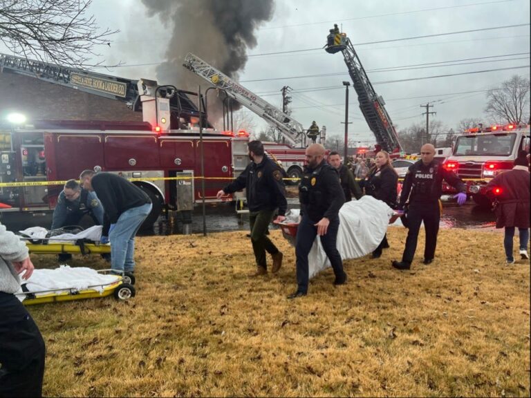 Взрыв убил 2 человека в доме престарелых на Серебряном озере в округе Бакс