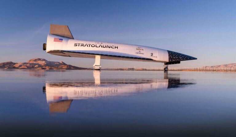 Stratolaunch может испытать гиперзвуковой ракетный самолет, базирующийся в пустыне Мохаве в Калифорнии
