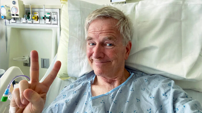 Рик Стивс вспоминает момент, когда узнал, что у него рак простаты